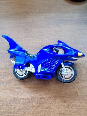 Power Rangers Mighty Morphs Shark Bike,Blue Rangers Motorcycle Toy - Bandai 95